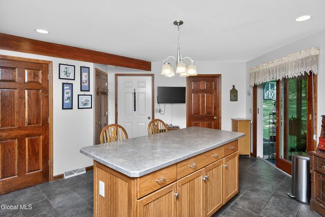 2598 New York 43, Sand Lake, NY 12018