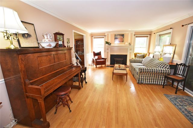 5 Wandering Trail, Pittsford, NY 14534