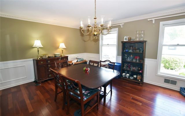 5 Wandering Trail, Pittsford, NY 14534