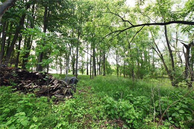 5 Wandering Trail, Pittsford, NY 14534