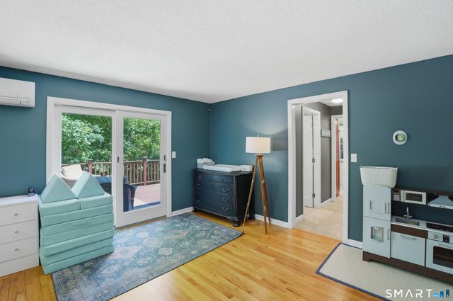 26 Renee Court, Cheshire, CT 06410