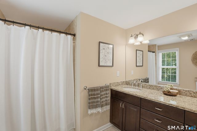 26 Renee Court, Cheshire, CT 06410