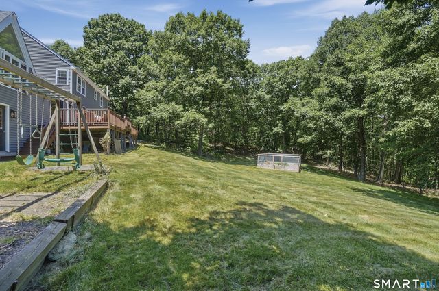 26 Renee Court, Cheshire, CT 06410