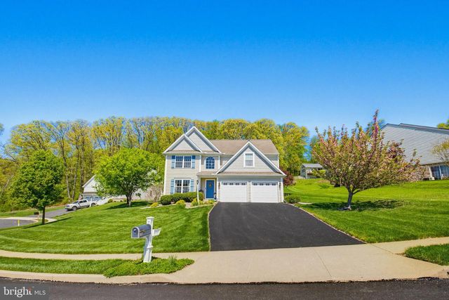 103 FADING WAY, York, PA 17406