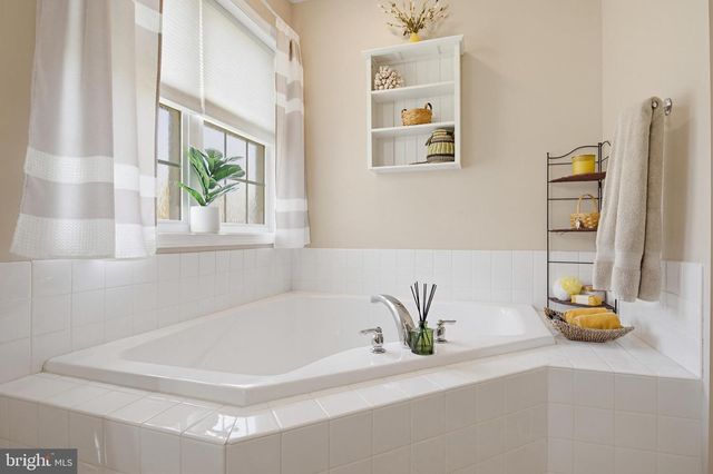 103 FADING WAY, York, PA 17406