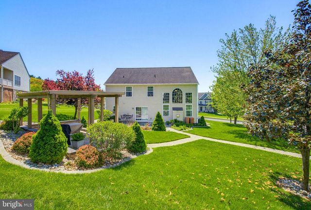 103 FADING WAY, York, PA 17406