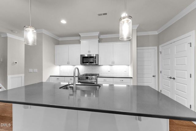 928 Barringer Drive, Raleigh, NC 27606