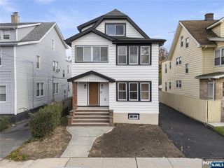 218 Ampere Parkway, Bloomfield, NJ 07003