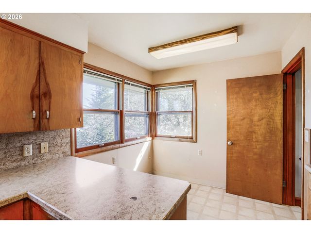 14180 Sw 103rd Ave, Tigard, OR 97224