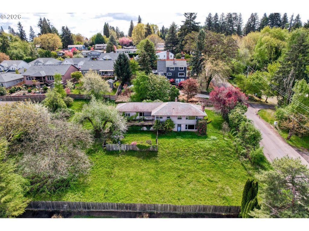 14180 Sw 103rd Ave, Tigard, OR 97224