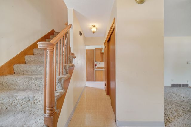 4308 69th Street, Urbandale, IA 50322