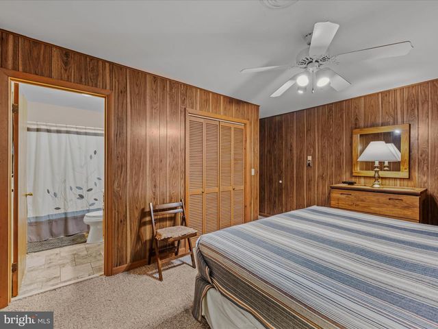 35 WARBLERS WAY, Berkeley Springs, WV 25411