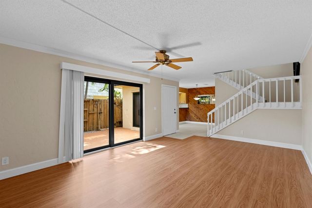 2327 Waterside Drive, Lake Worth, FL 33461