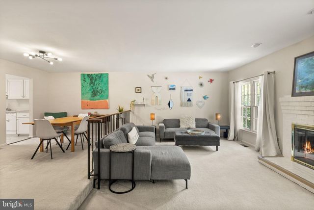 7877 HAMPTON VILLAGE PASS, Annandale, VA 22003