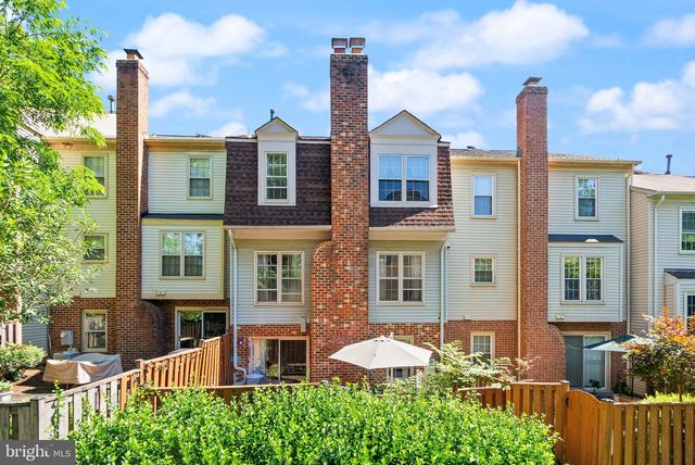 7877 HAMPTON VILLAGE PASS, Annandale, VA 22003