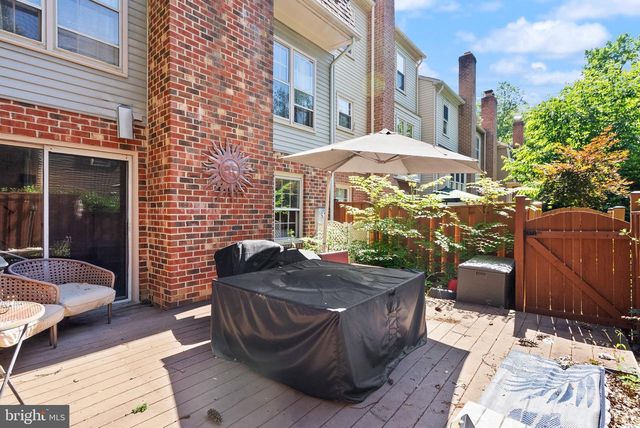 7877 HAMPTON VILLAGE PASS, Annandale, VA 22003