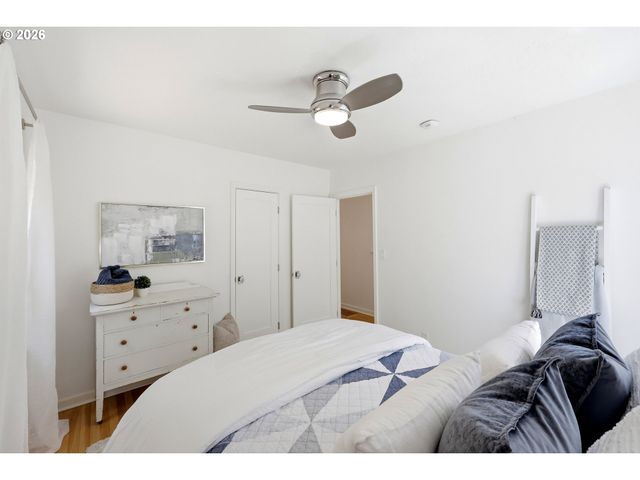 3945 Se CLINTON St, Portland, OR 97202