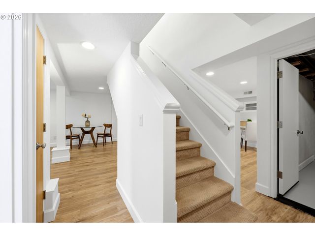 3945 Se CLINTON St, Portland, OR 97202