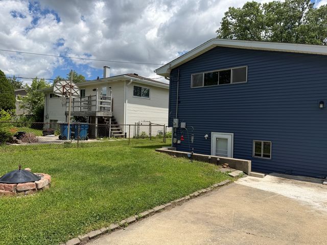 934 S Harvard Avenue, Addison, IL 60101