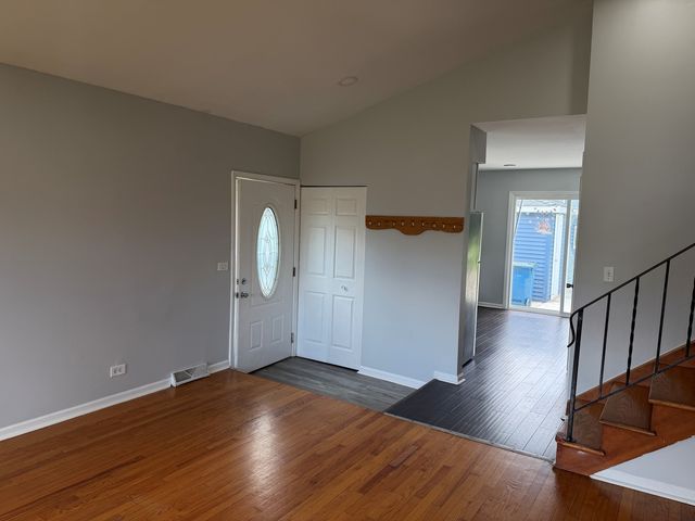934 S Harvard Avenue, Addison, IL 60101