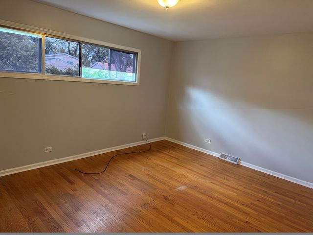 934 S Harvard Avenue, Addison, IL 60101