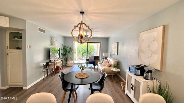 7807 E PARK VIEW Drive, Mesa, AZ 85208