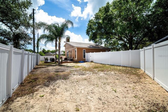 1106 GOSHEN ROAD, Tarpon Springs, FL 34689