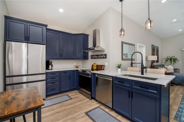 1106 GOSHEN ROAD, Tarpon Springs, FL 34689