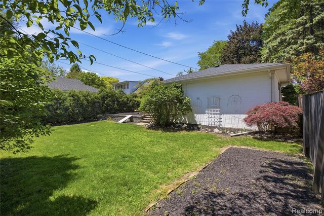 3029 Guilford Drive, Royal Oak, MI 48073