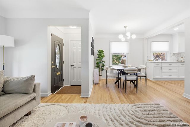 3029 Guilford Drive, Royal Oak, MI 48073