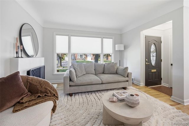 3029 Guilford Drive, Royal Oak, MI 48073