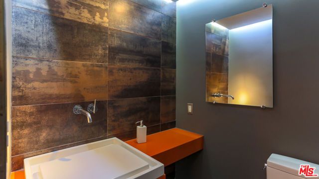 7250 Franklin Avenue 1112, Los Angeles, CA 90046