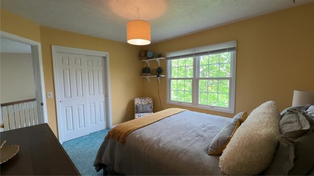 125 Jersey Black Circle, Greece, NY 14626