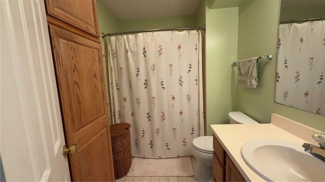 125 Jersey Black Circle, Greece, NY 14626