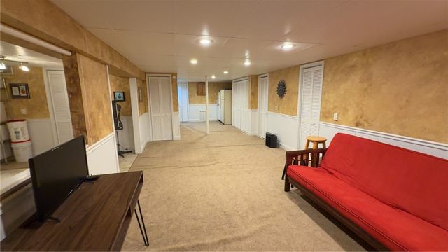 125 Jersey Black Circle, Greece, NY 14626