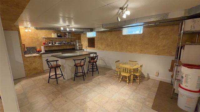 125 Jersey Black Circle, Greece, NY 14626