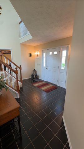 125 Jersey Black Circle, Greece, NY 14626