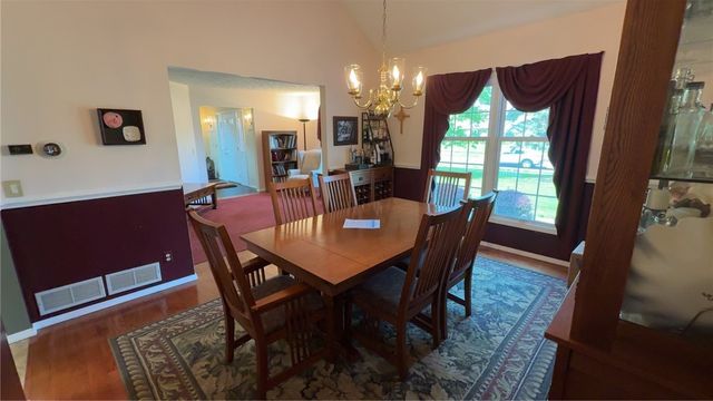 125 Jersey Black Circle, Greece, NY 14626