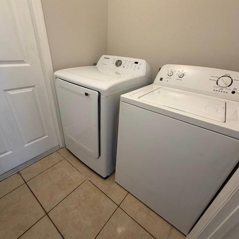 535 ROLLINS DRIVE, Davenport, FL 33837