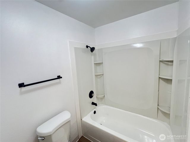 904 31st Street NE, Auburn, WA 98002