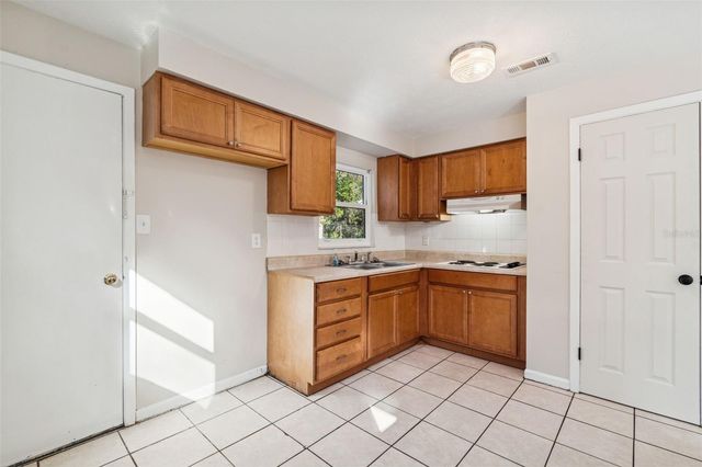 610 NW 34TH STREET, Gainesville, FL 32607