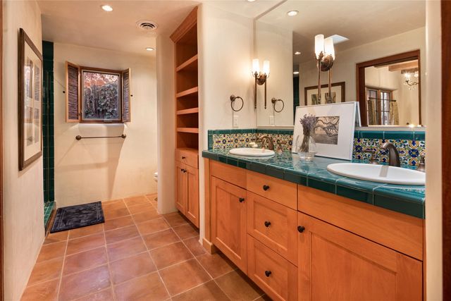 4 Lugar De Madison, Santa Fe, NM 87506