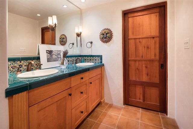 4 Lugar De Madison, Santa Fe, NM 87506