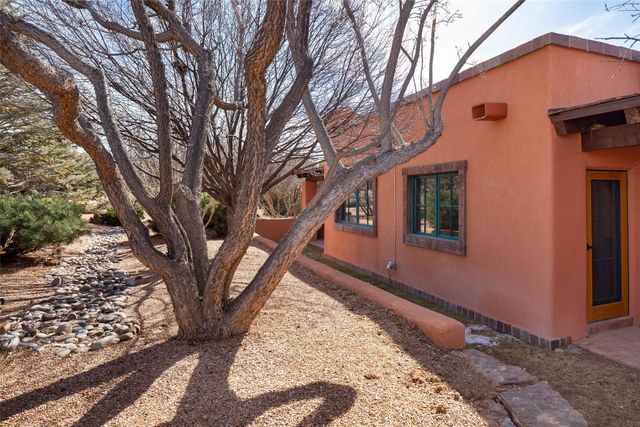 4 Lugar De Madison, Santa Fe, NM 87506