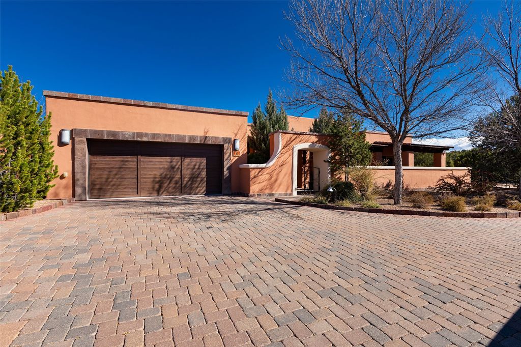 4 Lugar De Madison, Santa Fe, NM 87506
