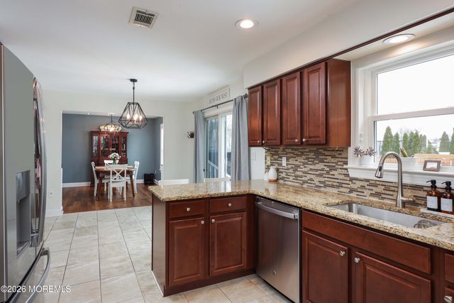 27 Jennifer Drive, Howell, NJ 07731