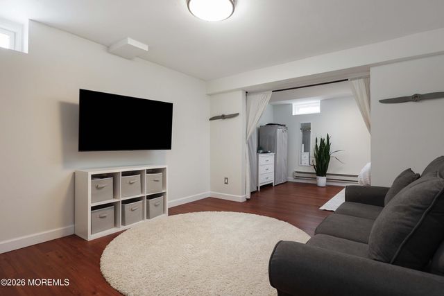 27 Jennifer Drive, Howell, NJ 07731