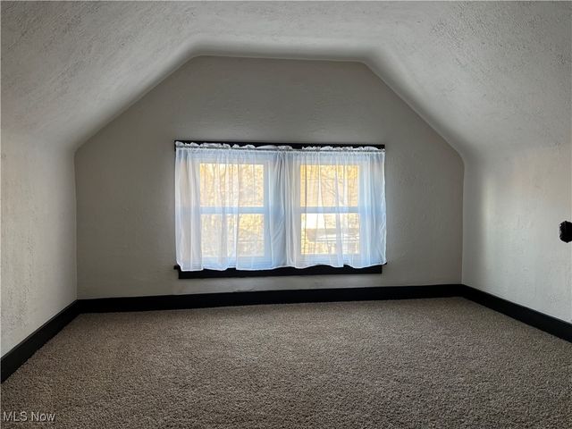 84 E Ido Avenue, Akron, OH 44301