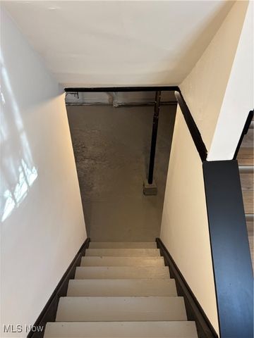 84 E Ido Avenue, Akron, OH 44301