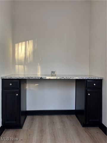 84 E Ido Avenue, Akron, OH 44301